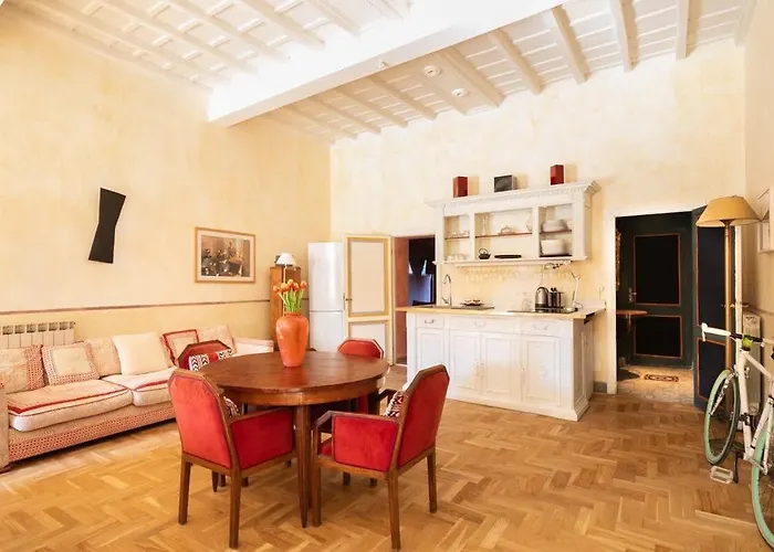 Farnese Designer Loft By Romeloft